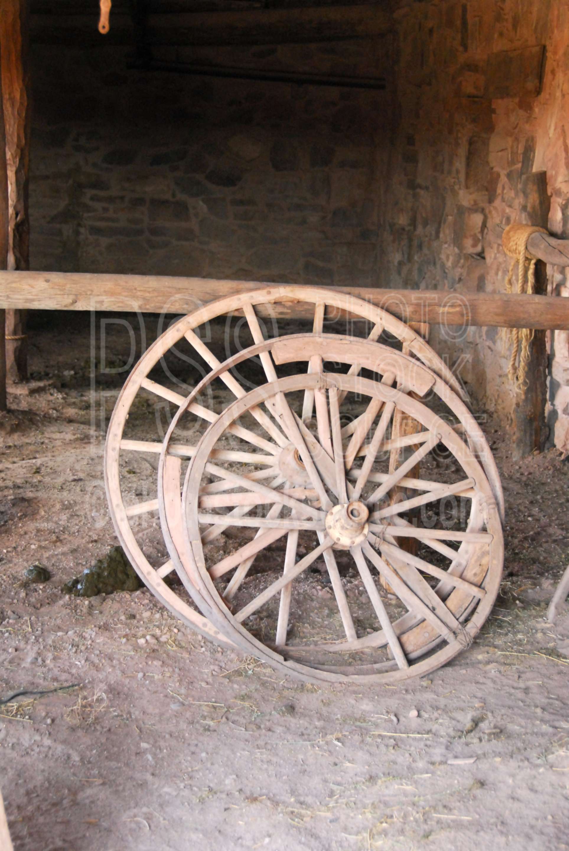 Wagon Wheels,trading post,hubbell trading post,historical,wheels