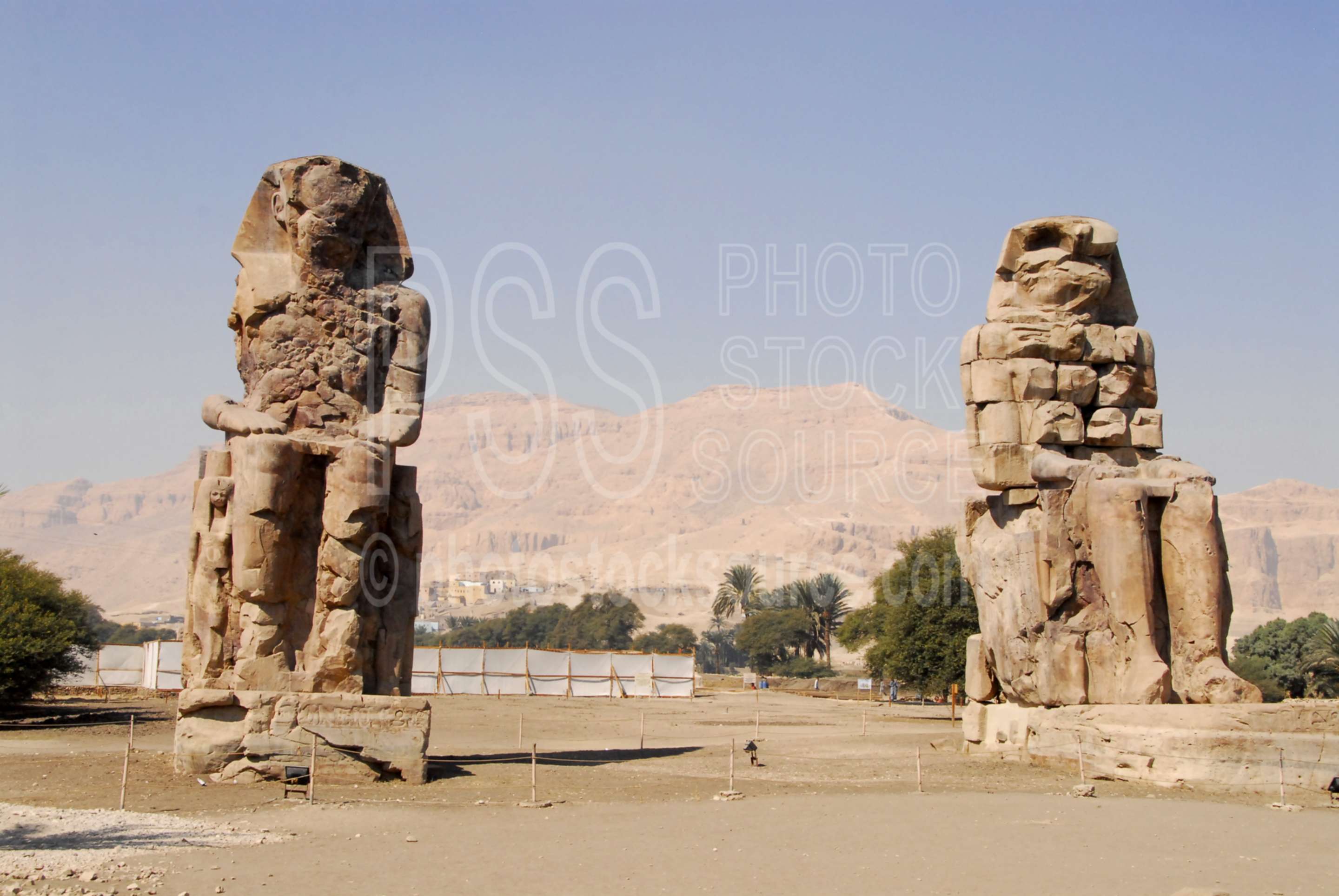 The Colossi Of Memnon: More Than Just Stone Giants - dc6i5p6
