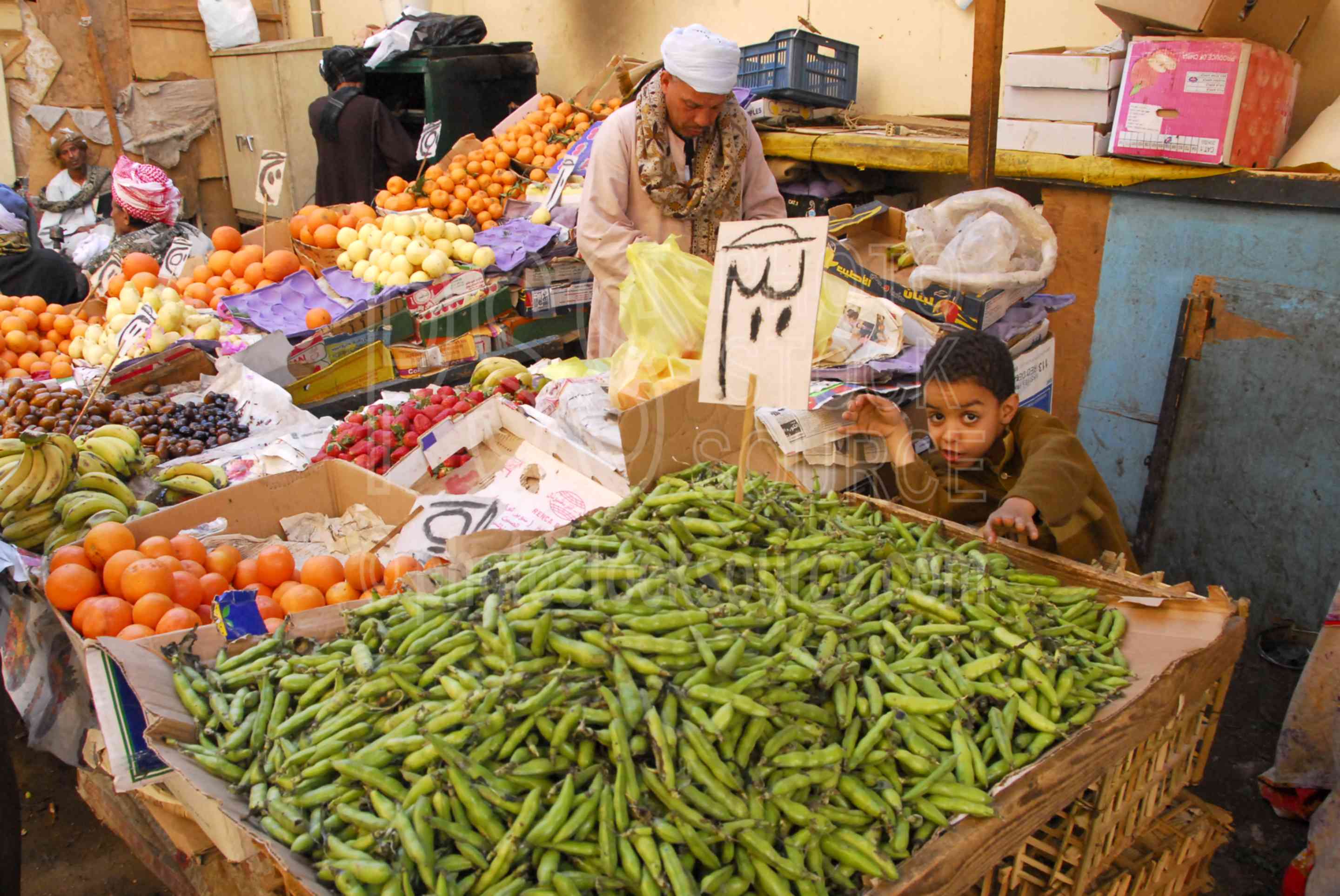 Vegetables for Sale,market,people,produce,vegetables,fruit,shop,shopping,selling,vendors,food,markets