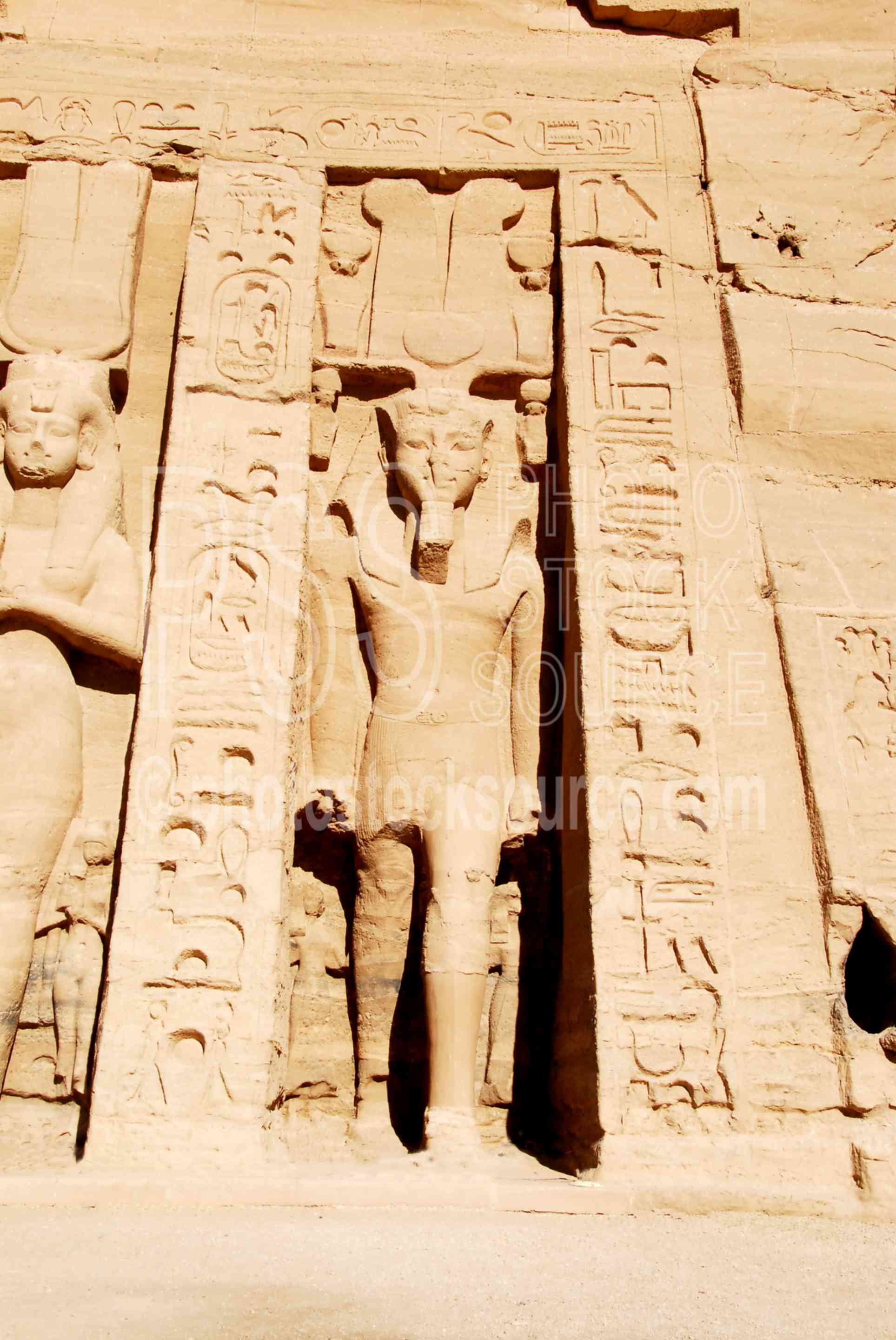 Nefertari's Temple of Hathor,temple,queen,nefertari,statues,panorama,architecture,temples
