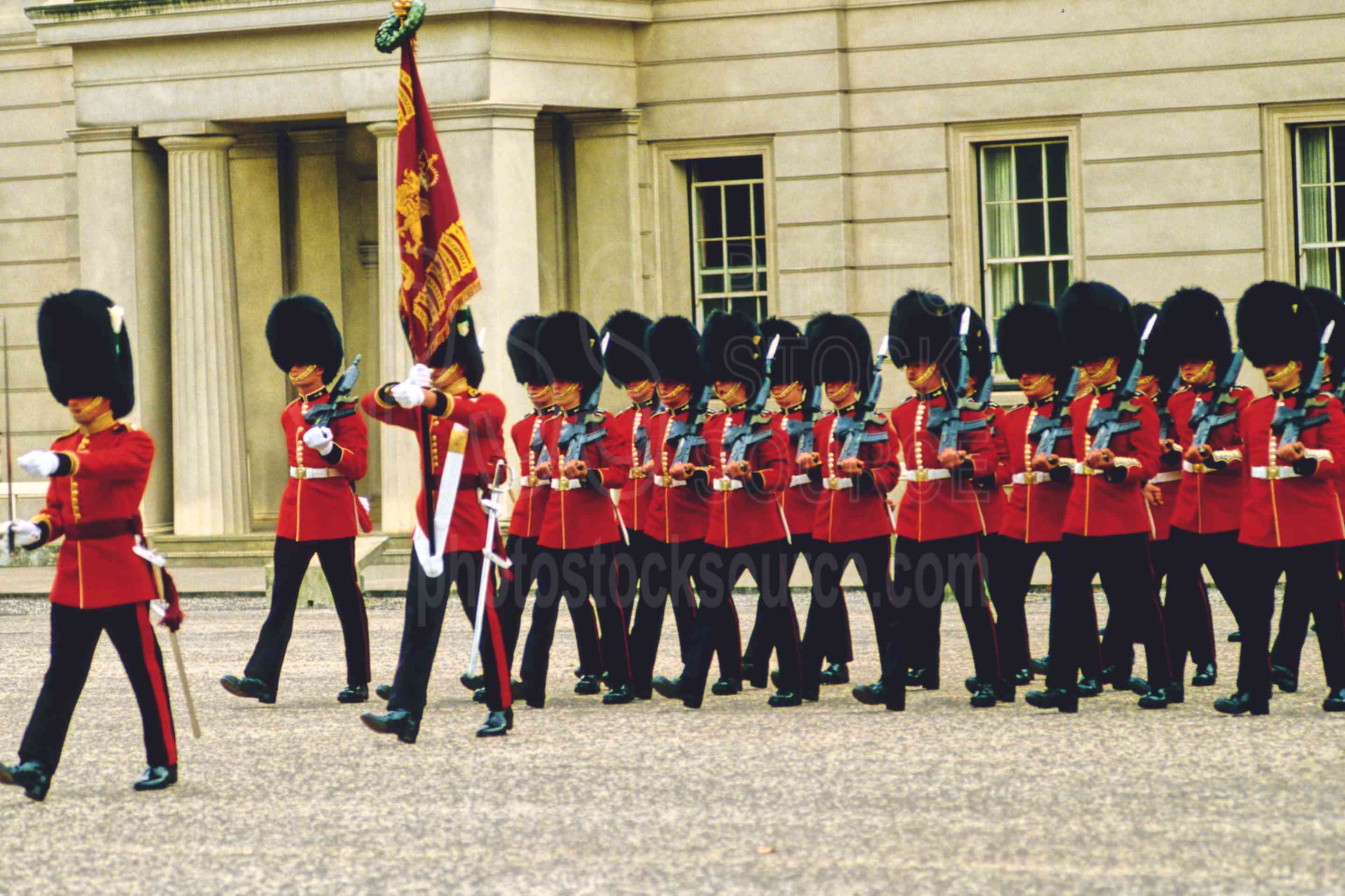 Changing of the Guard,europe,guard,uniform,england museums