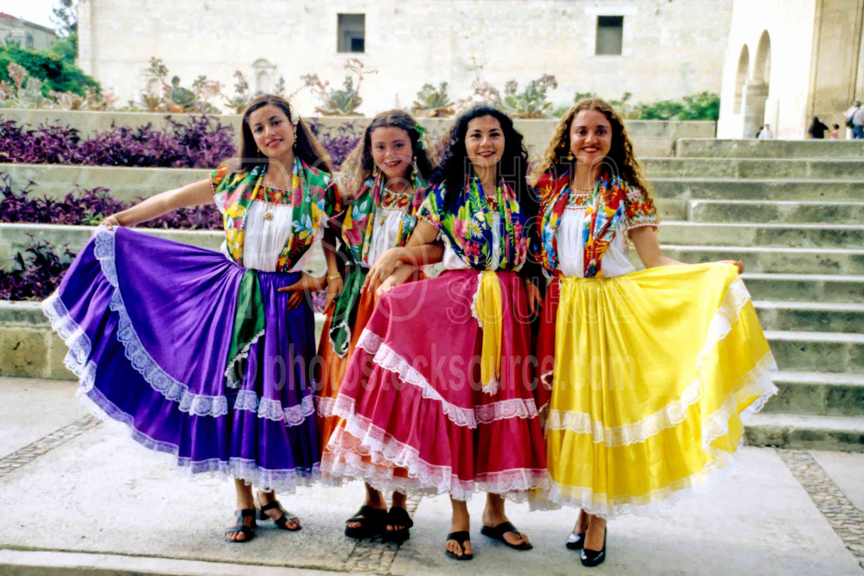 Guelaguetza Girls,costume,girl,guelaguetza,woman