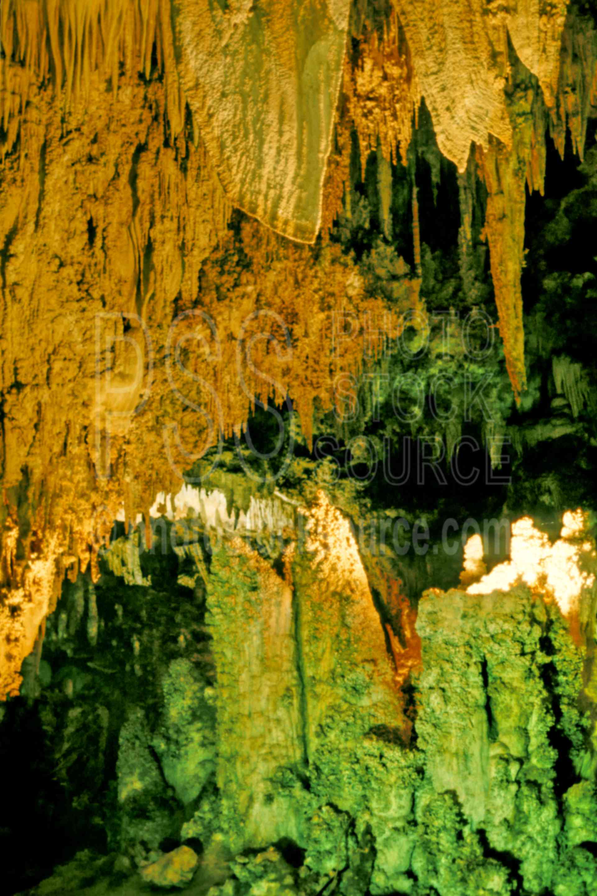 Papoose Room,carlsbad caverns,column,stalacmite,stalactite,usas,national park,nature,national parks