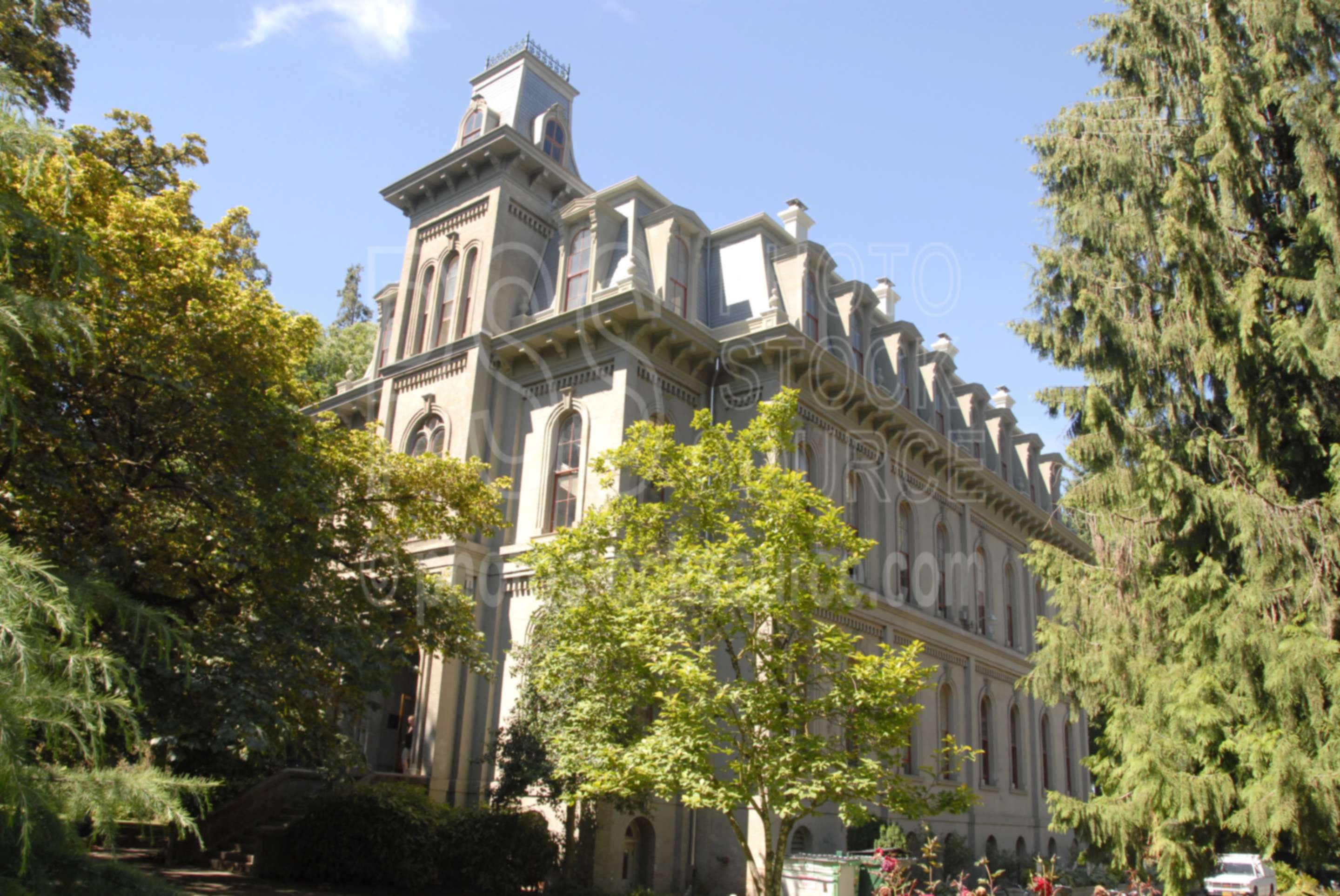 Deady Hall,hall,education,school,campus,classrooms,college