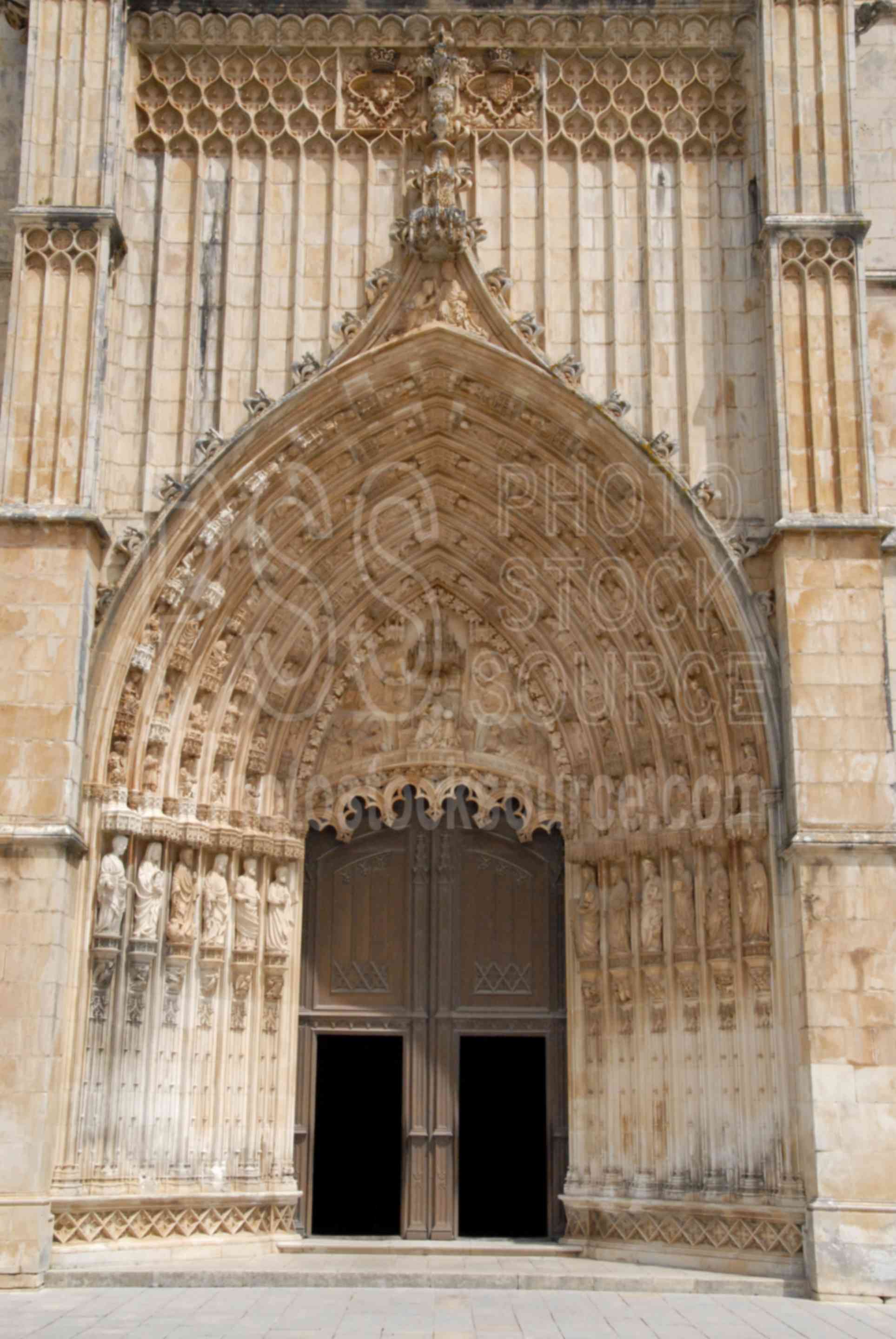 Cathedral Entrance,mosterio de santa maria da vitoria,cathedral,portugal churches,religion