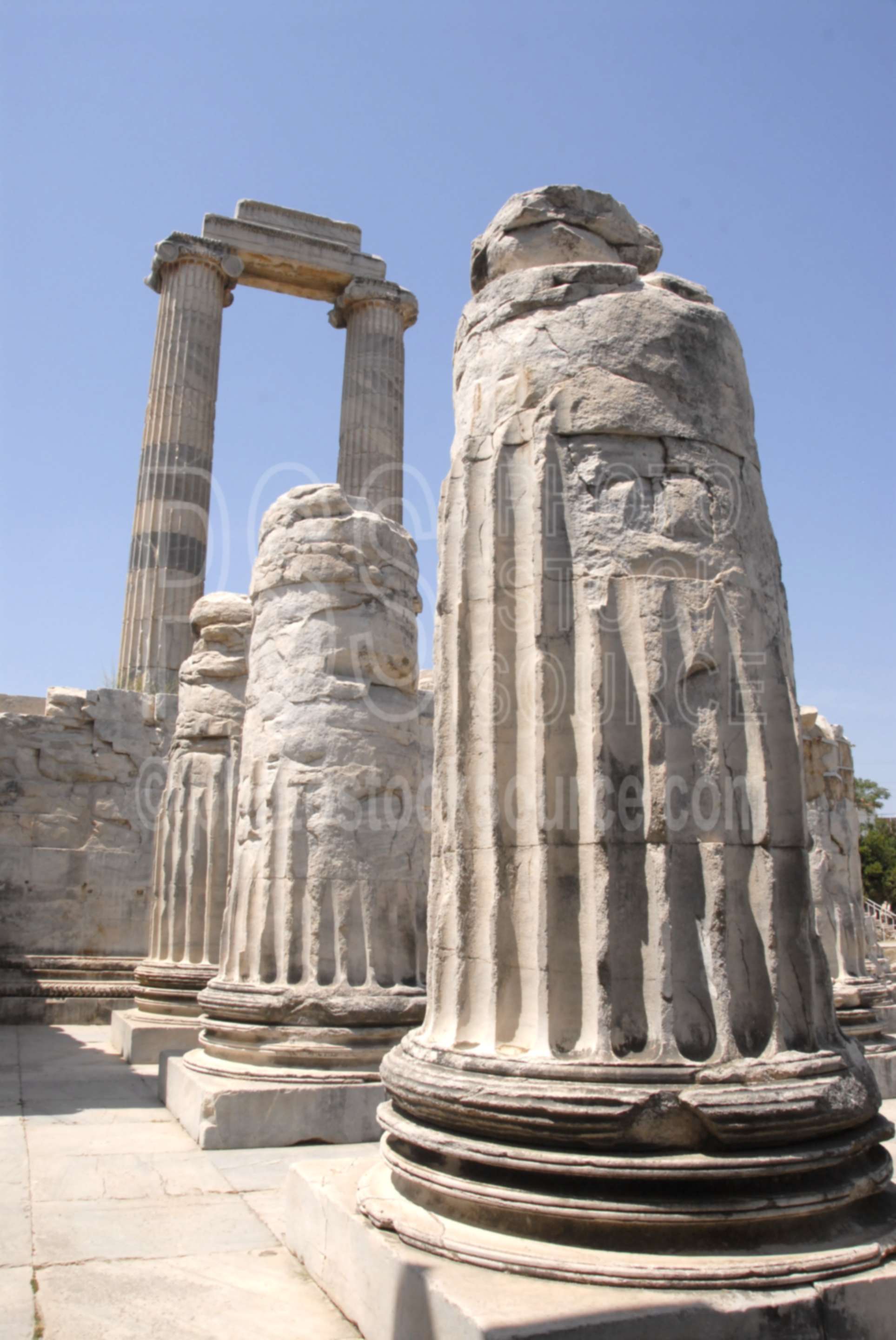 Temple Columns,roman,ruins,temple,column,temples