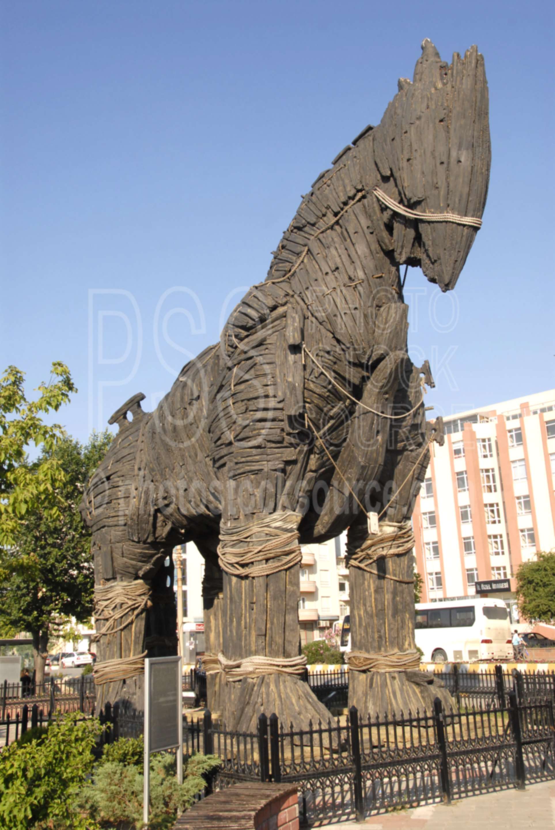 Trojan Horse,troy,brad pitt,movie,horse,sculpture