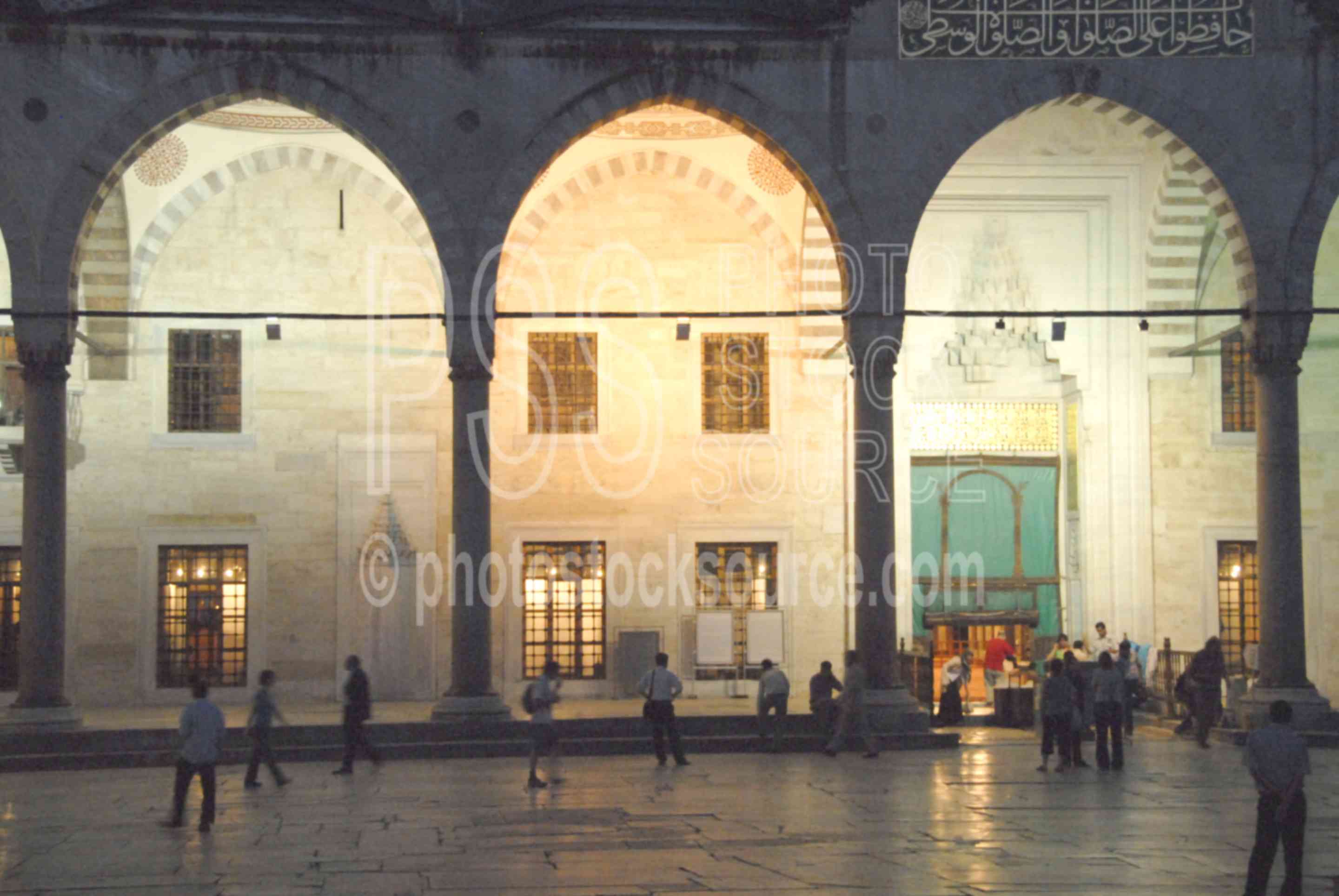 Blue Mosque Entrance,night,courtyard